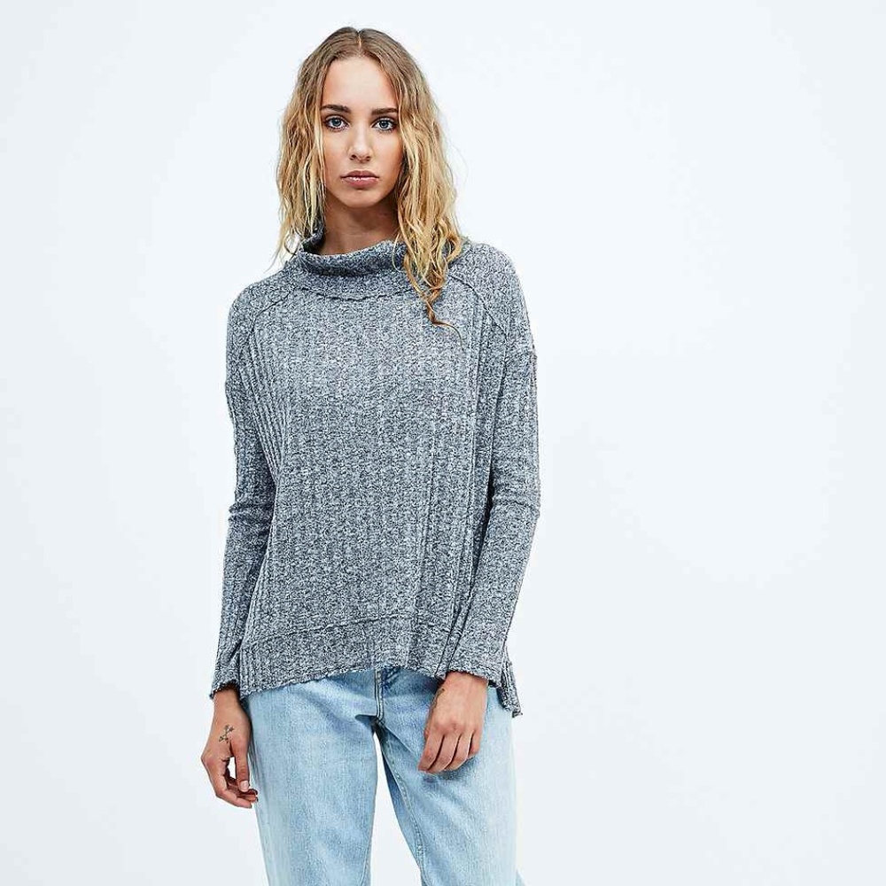 F R E E  P E O P L E Clarissa Rib Mock Neck Jumper